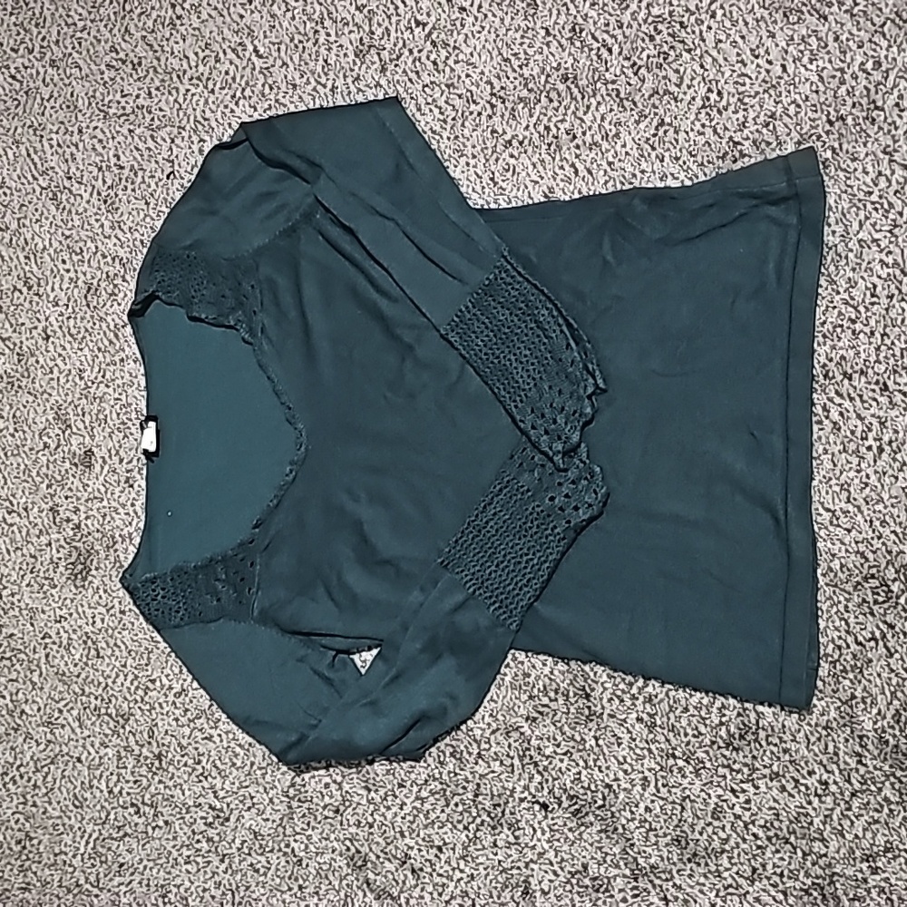 Venus lace detail sweater size M
